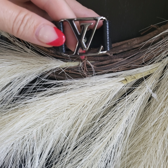 LOUIS VUITTON CUFF BRACELET IN BLACK LEATHER WITH SILVER HARDWARE 🤎🖤🤎🖤🤎🖤 - Picture 2 of 8